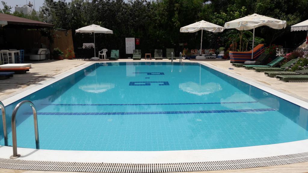 אפרטהוטל Paradise Garden Gumusluk Evleri מראה חיצוני תמונה