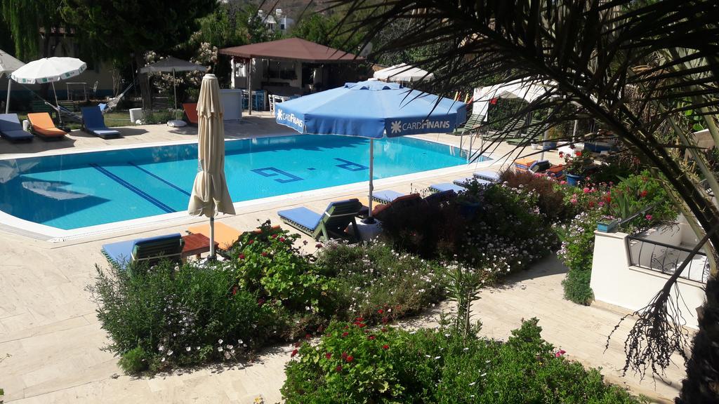 אפרטהוטל Paradise Garden Gumusluk Evleri מראה חיצוני תמונה
